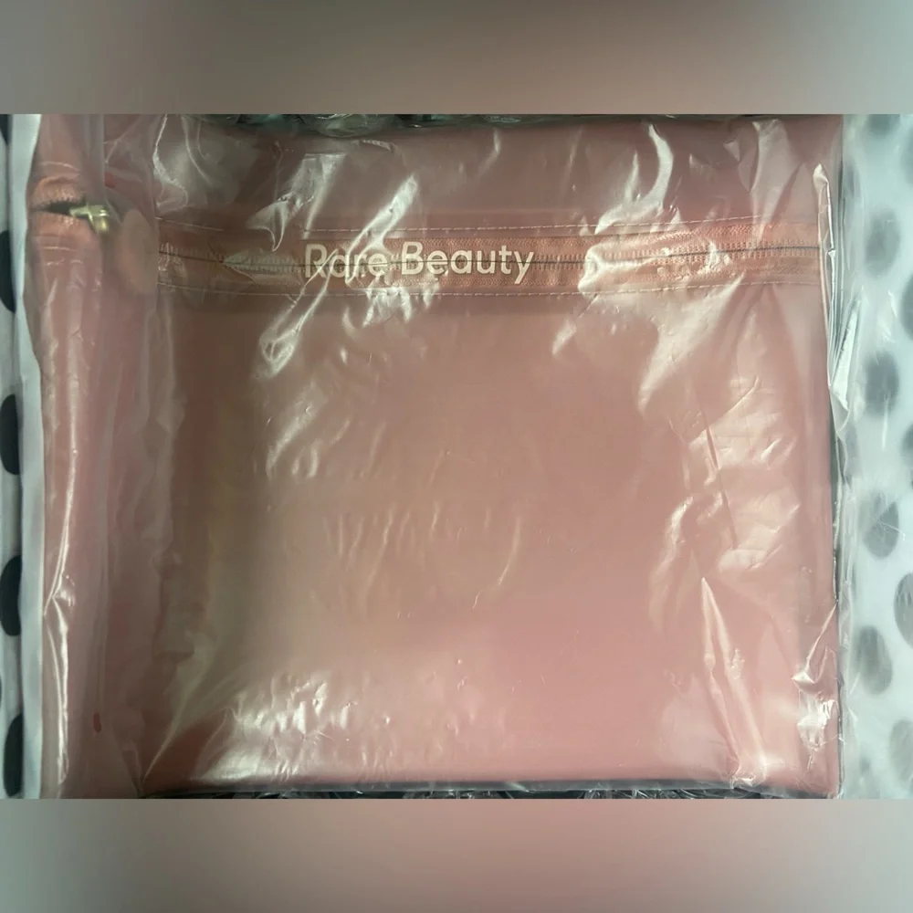NWT Rare Beauty by Selena Gomez x Sephora Find Comfort Event Box Exclusive